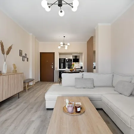 Georginas In Center Apartment